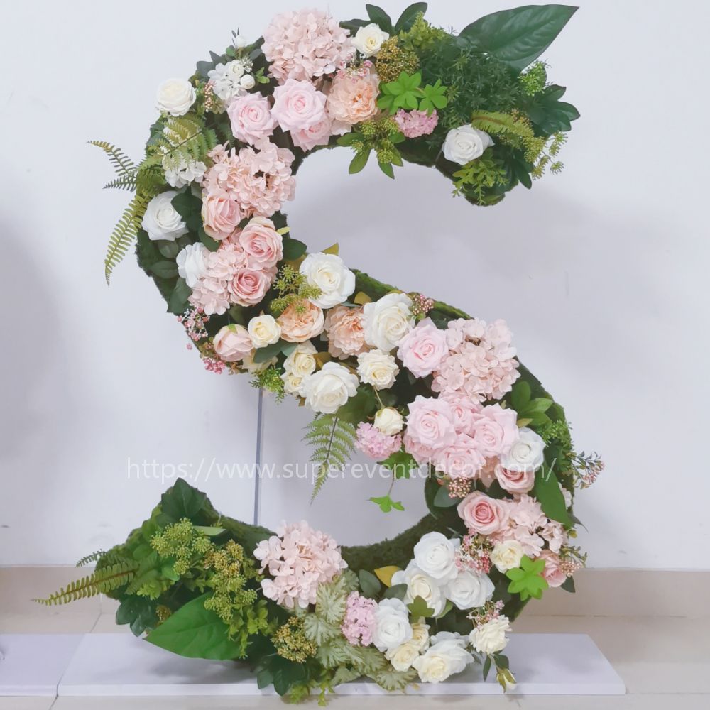 Artifical Giant 4ft Grass Love Marquee Letter Alphabet Numbers with Flowers