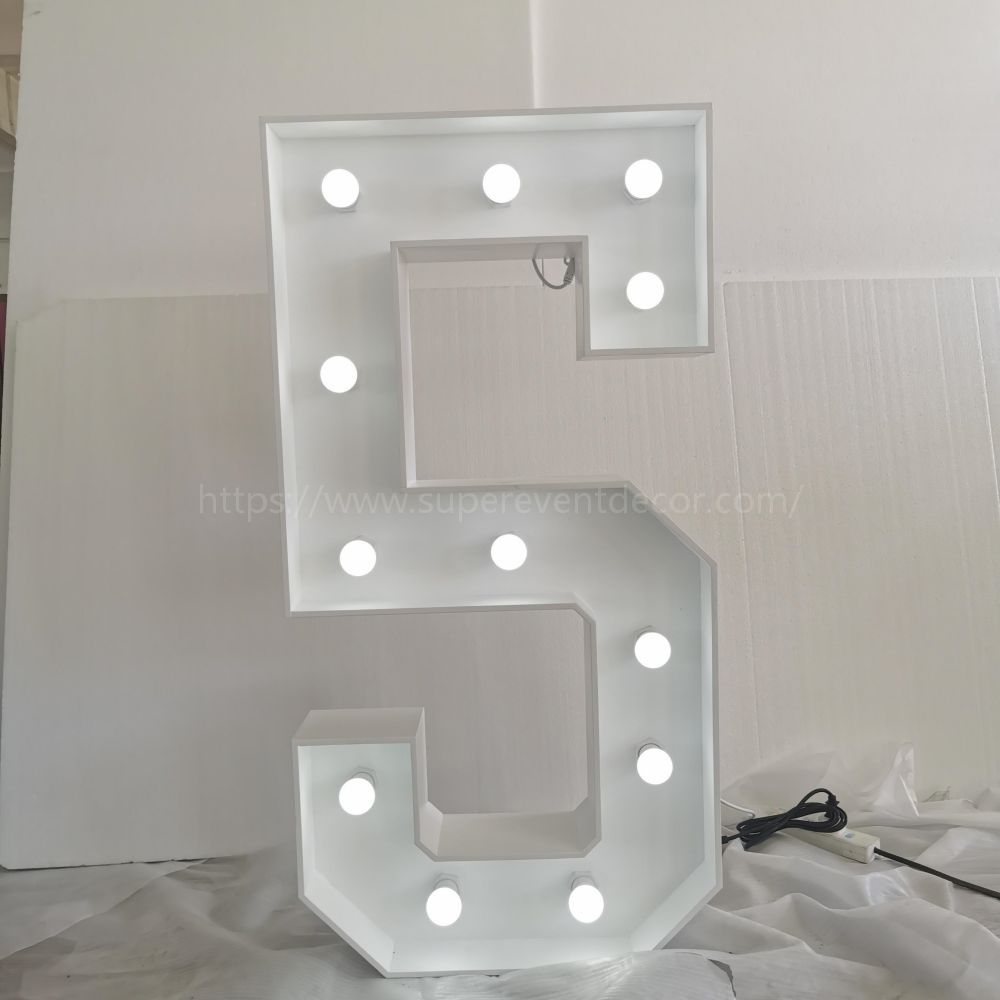 Wooden Vintage LED 4ft Marquee Letter Numbers Freestanding Custom 26 Letters - White