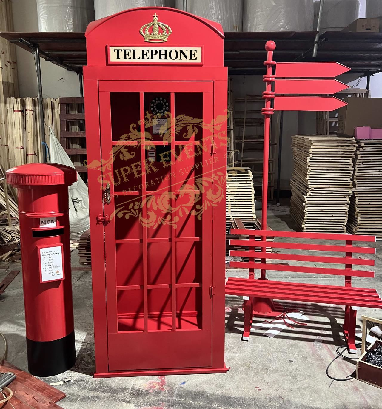 London Telephone Booth+2M Sign+1.2M Mailbox+1M Bench+0.5M Telephone - Red