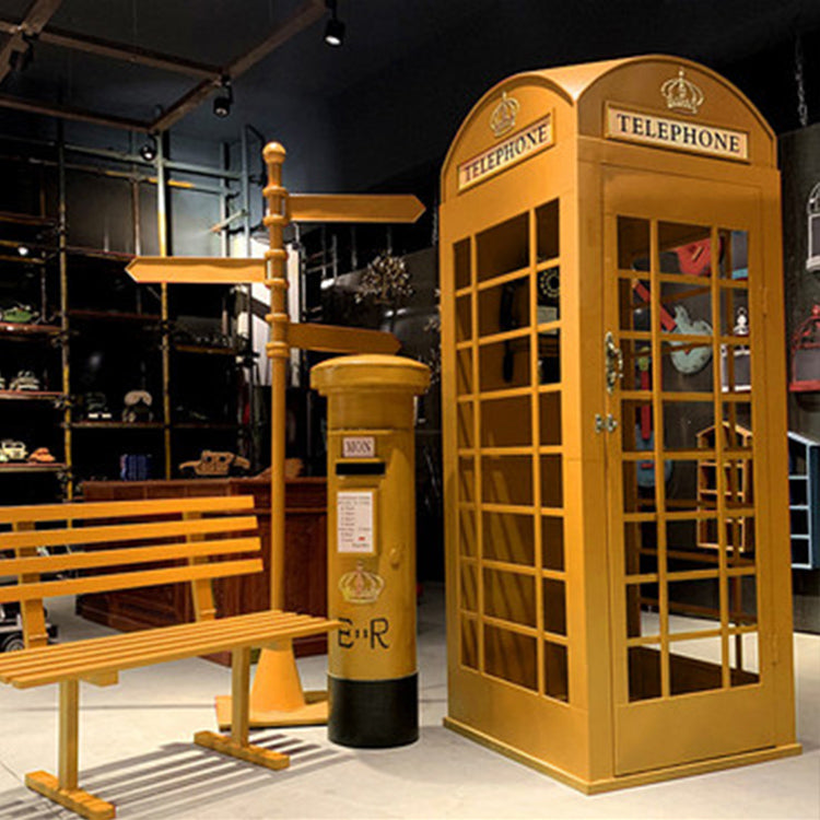 London Telephone Booth+2M Sign+1.2M Mailbox+1M Bench+0.5M Telephone - Gold