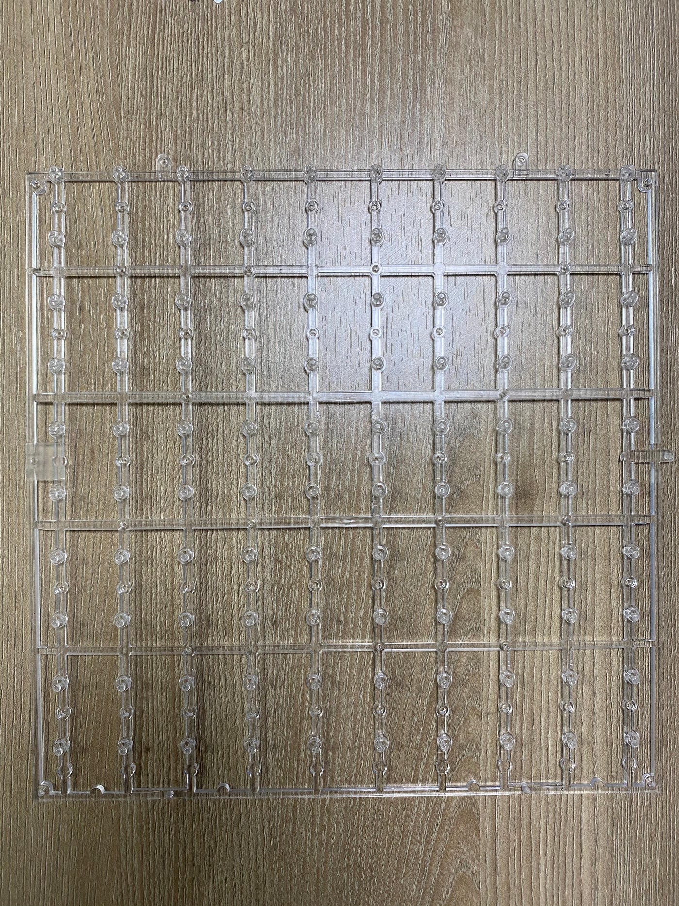 Easy Connect Shimmer Wall Panels / Transparent Grid Backing & Square Sequins - Silver