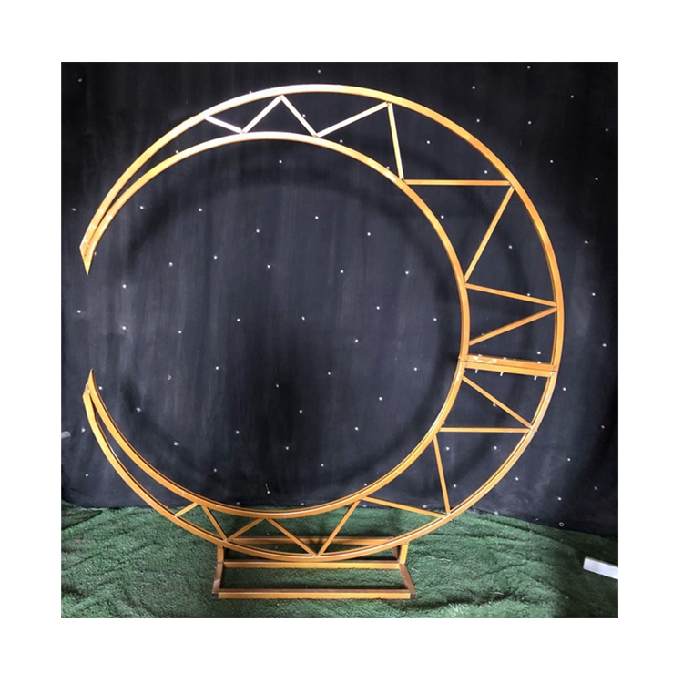 Metal Moon Shape Backdrop Stand - Gold/White