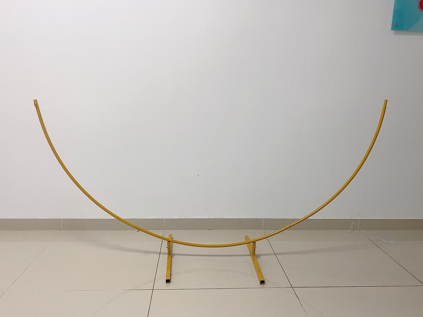 Simple Modern Aluminum Circle Arch 65" - Gold